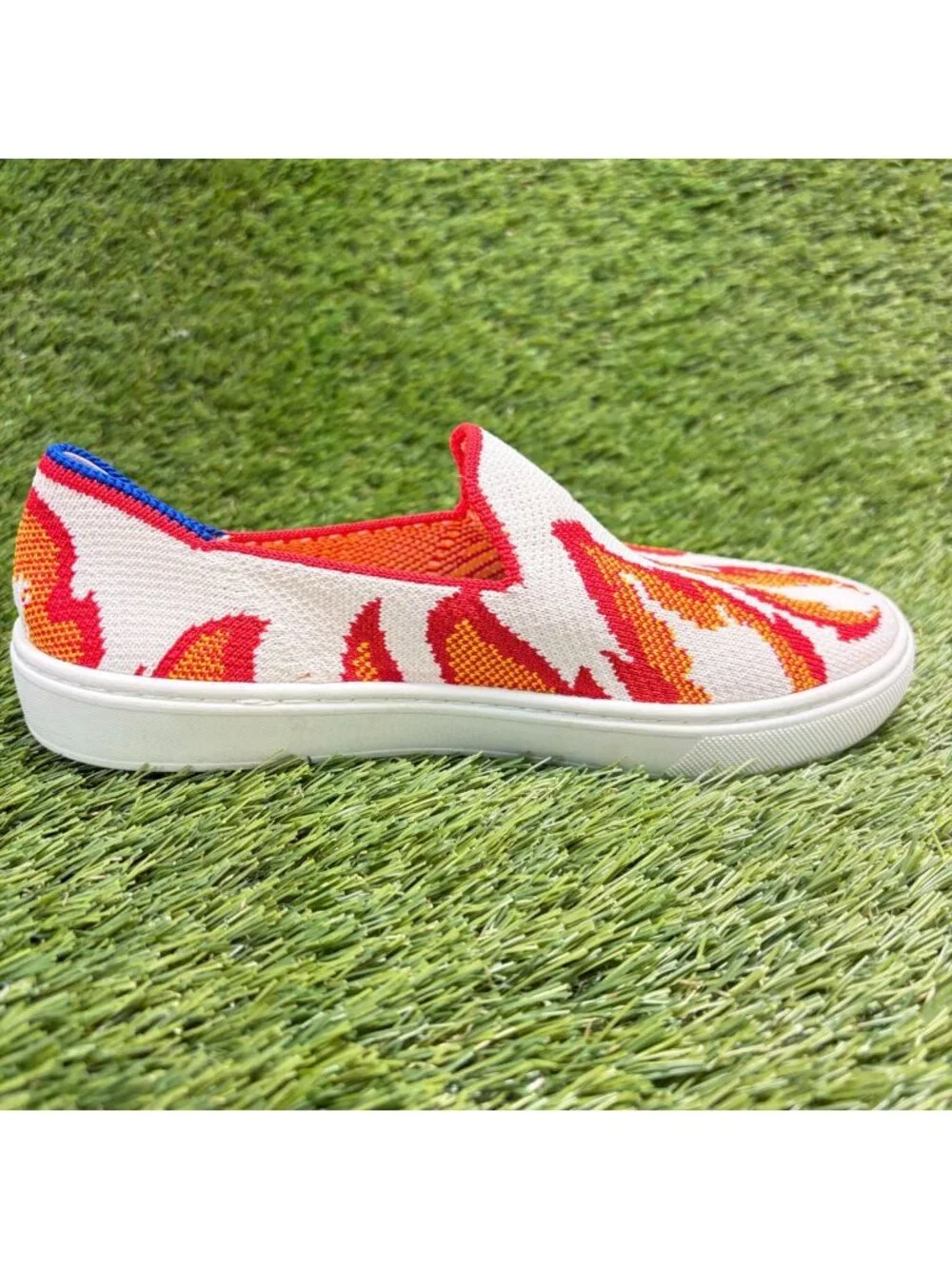 Rothy's The Kids Flame Fire Boys Size 3Y White Red Casual Slip On Flats Shoes